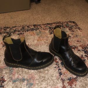 Doc Marten Black Chelsea Bootd